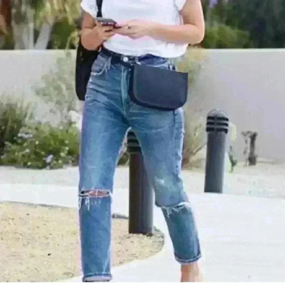 Lo & Sons multi way black leather bag. - Picture 1 of 15